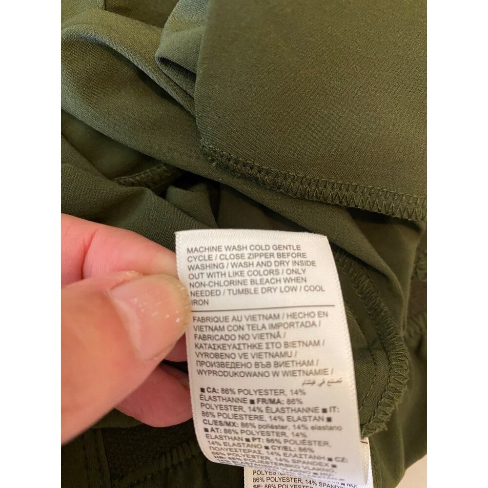 Athleta Olive Green Sleeveless Romper - Picture 5 of 11